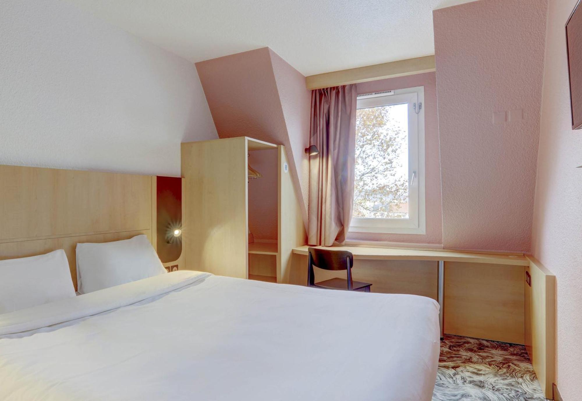 B&B Hotel Montlucon Centre Zewnętrze zdjęcie