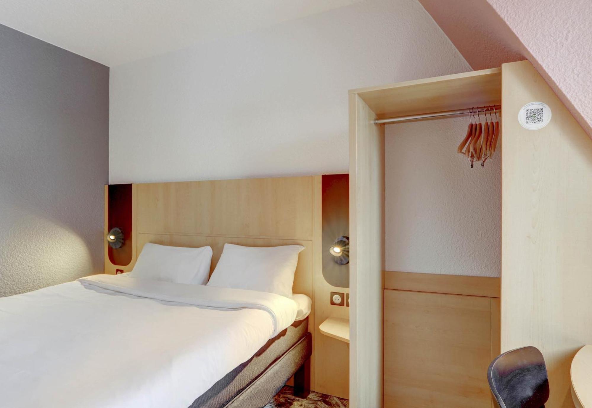 B&B Hotel Montlucon Centre Zewnętrze zdjęcie