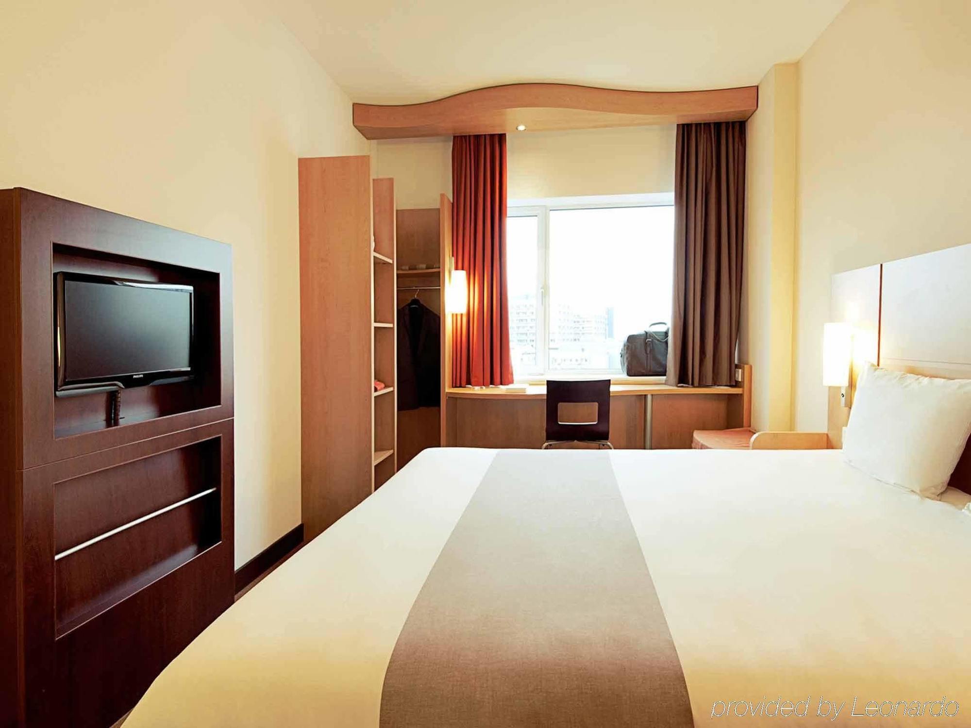 B&B Hotel Montlucon Centre Zewnętrze zdjęcie