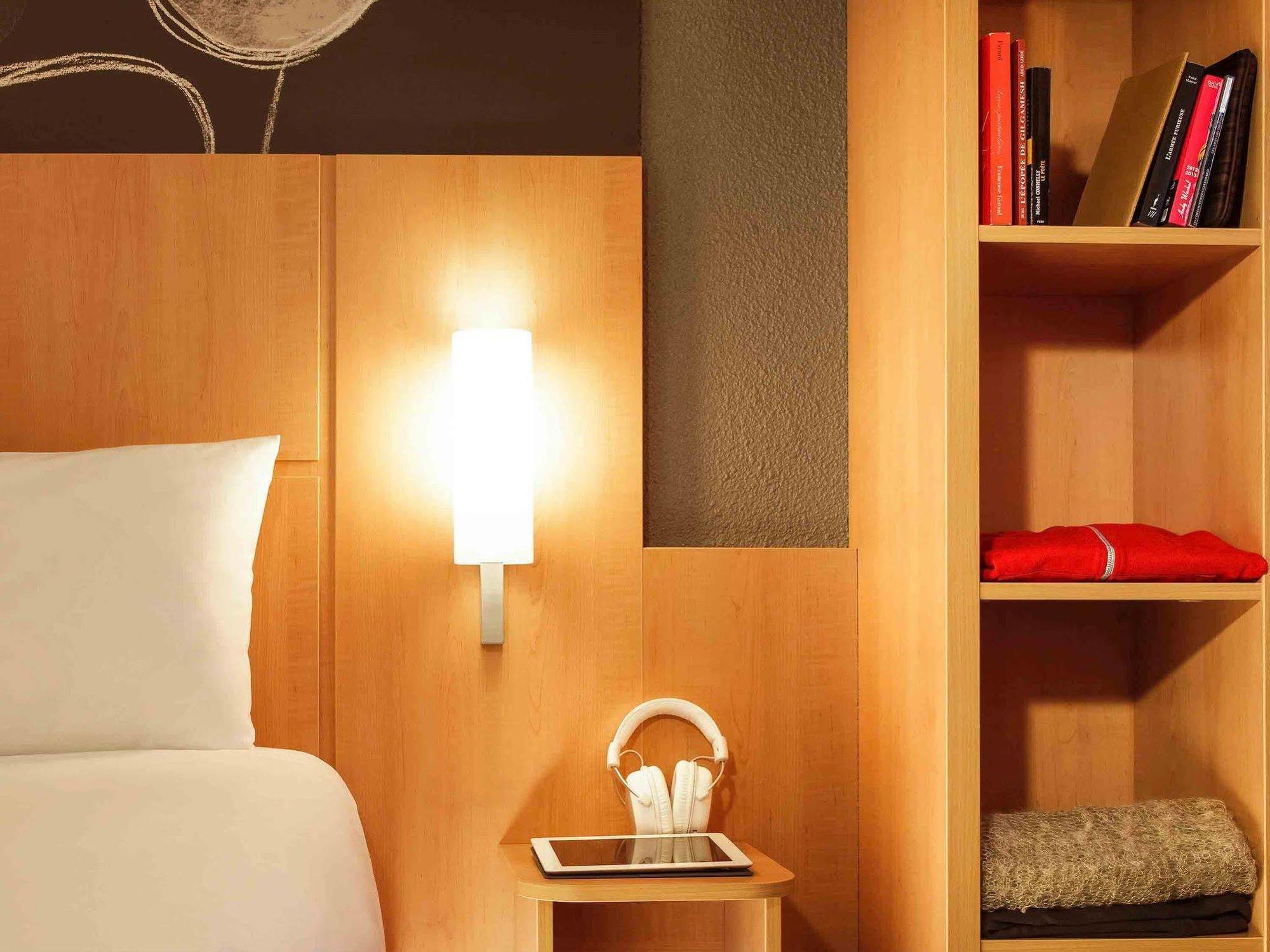 B&B Hotel Montlucon Centre Zewnętrze zdjęcie